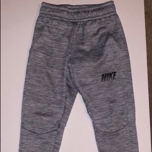 Nike Youth Dri-Fit Thermal Training Sweatpants XS